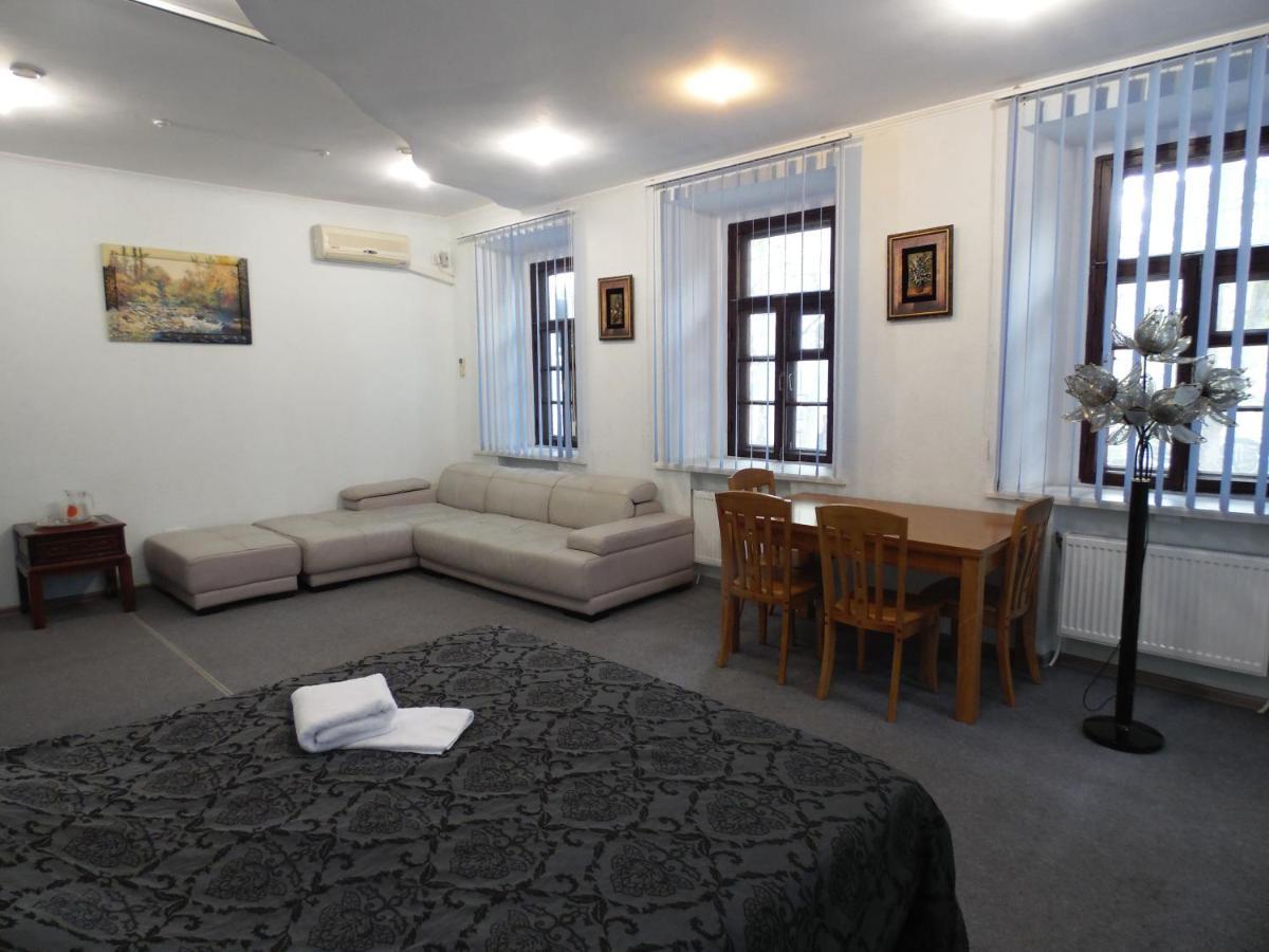 Na Admirala Makarova Hotel Mykolaiv Exterior photo