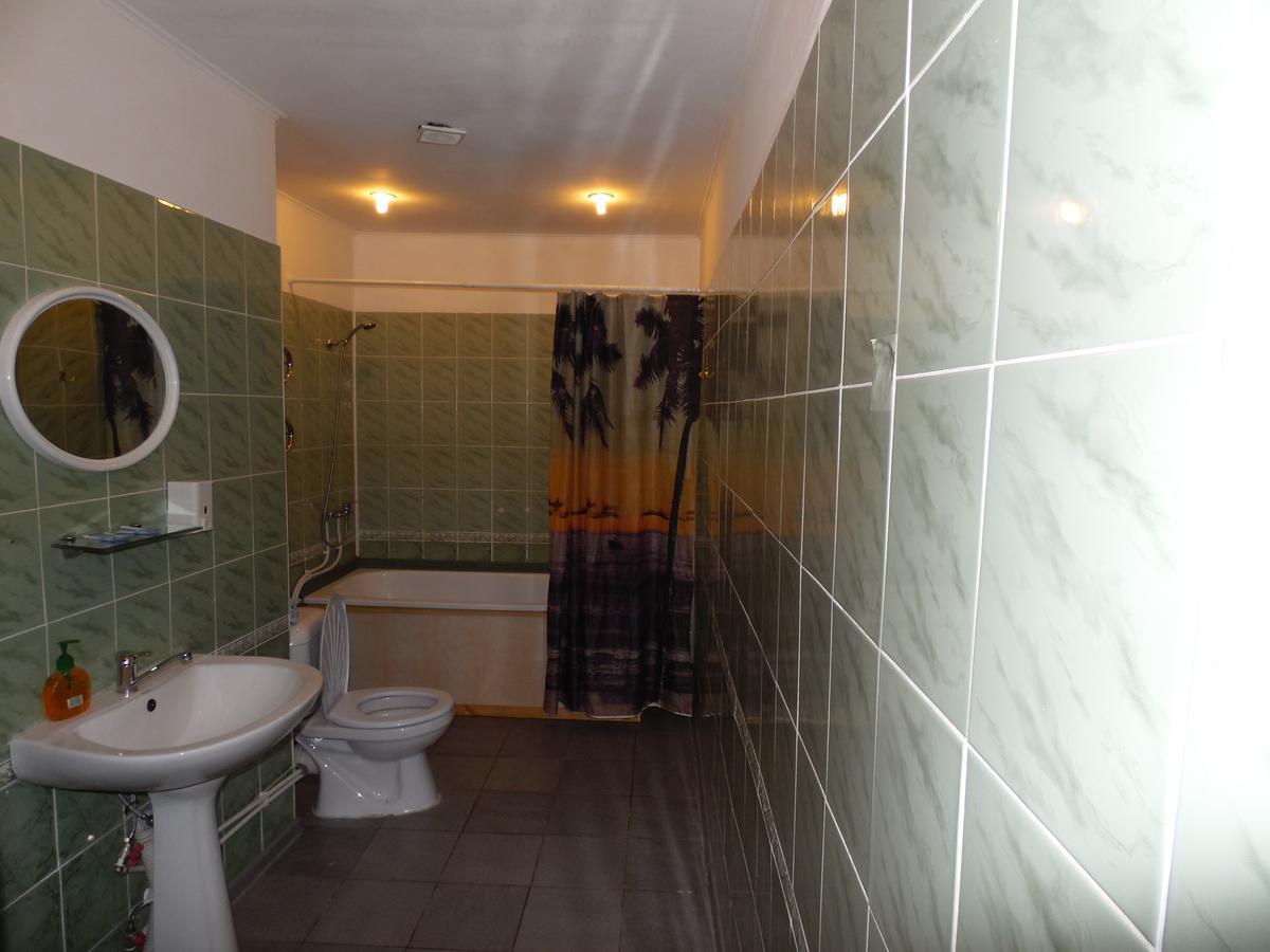 Na Admirala Makarova Hotel Mykolaiv Exterior photo